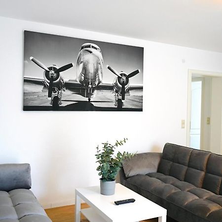 Stilvolles Apartment In Stadtnaehe-Parkplatz- 4 Personen- Balkon Wolfsburg Zewnętrze zdjęcie