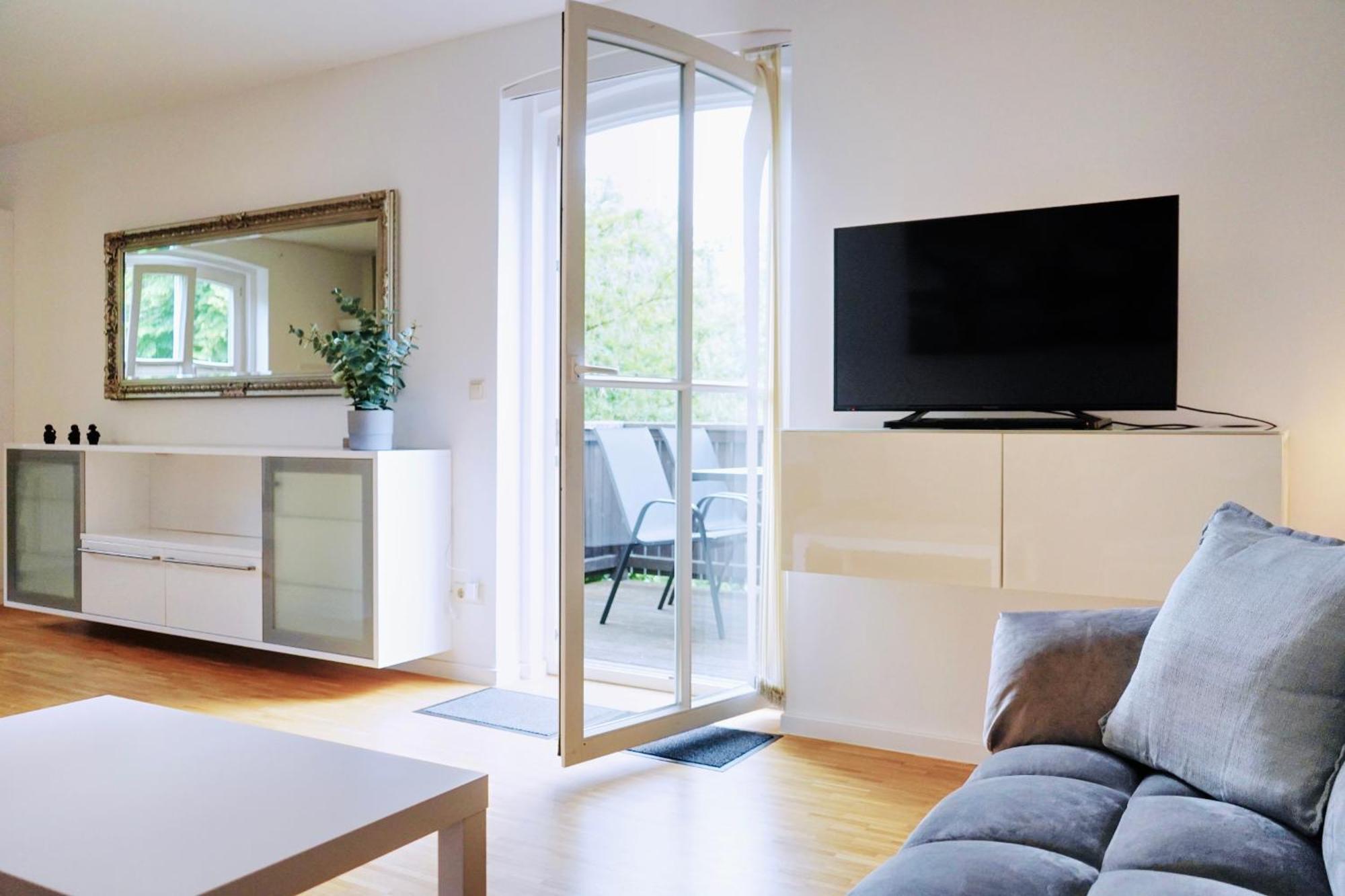 Stilvolles Apartment In Stadtnaehe-Parkplatz- 4 Personen- Balkon Wolfsburg Zewnętrze zdjęcie