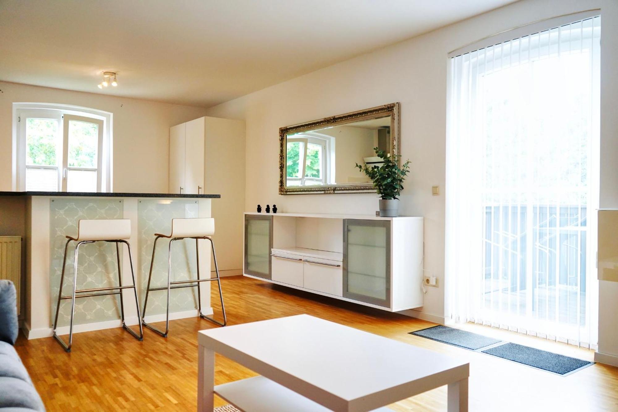 Stilvolles Apartment In Stadtnaehe-Parkplatz- 4 Personen- Balkon Wolfsburg Zewnętrze zdjęcie